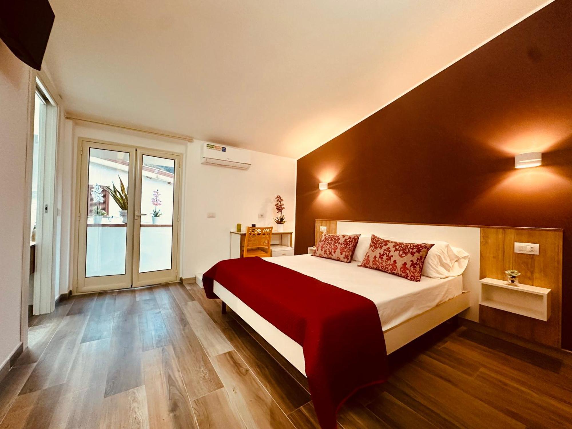 B&B The Sun - Family Rooms Tropea Buitenkant foto